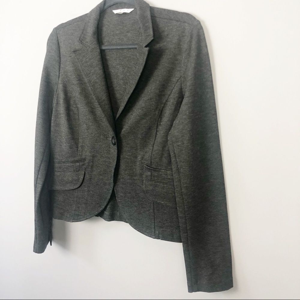 CABI | Dark Gray Button Front Blazer Size 6 - Picture 2 of 7